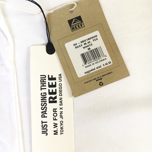 REEF M.W. Tee NWT White medium - Picture 2 of 3